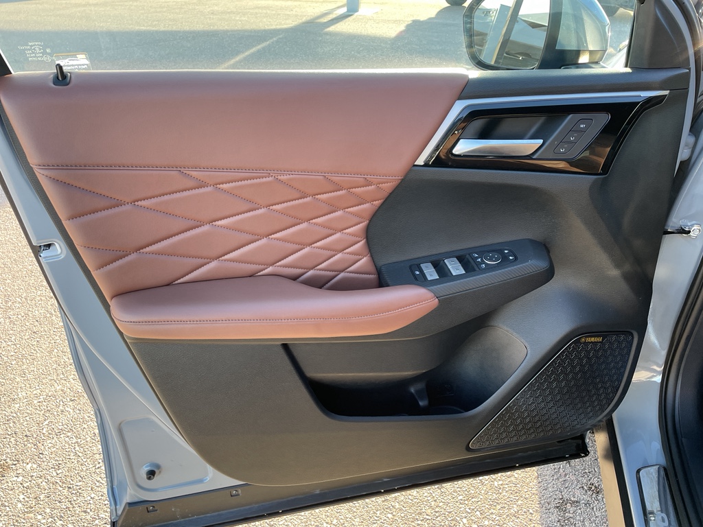 2025 Mitsubishi Outlander