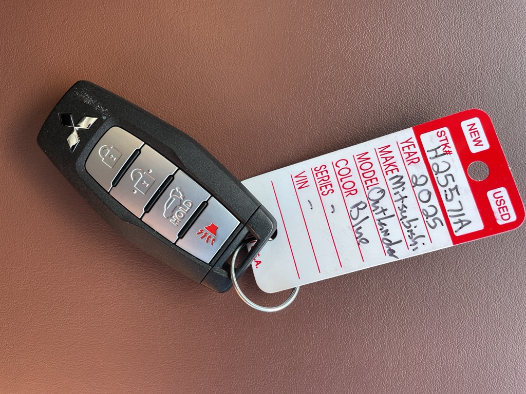 2025 Mitsubishi Outlander