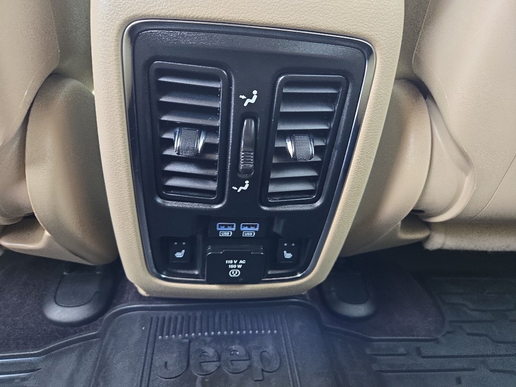 2017 Jeep Grand Cherokee