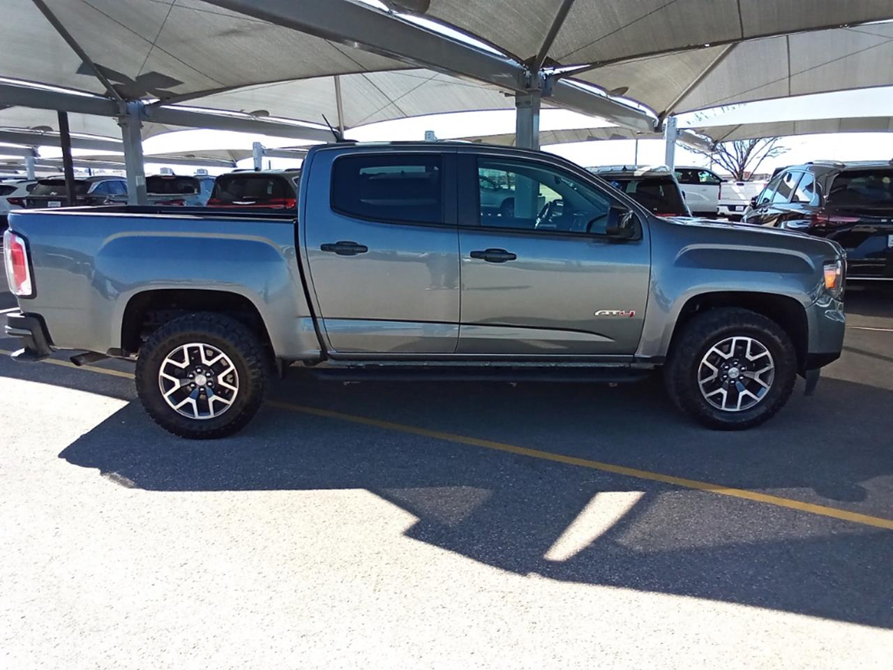 2022 GMC Canyon