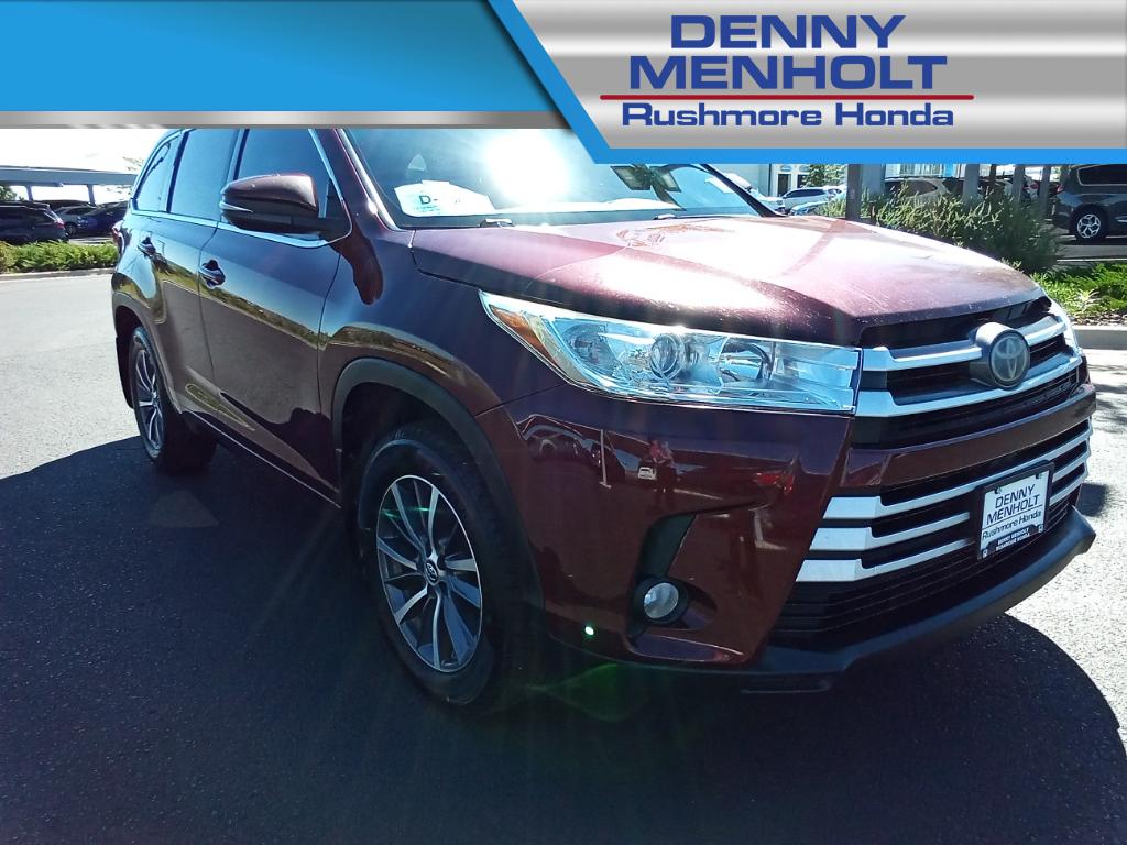 Used 2017 Toyota Highlander XLE SUVs