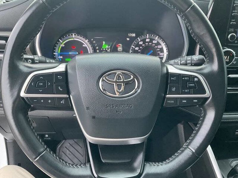 2022 Toyota Highlander Hybrid