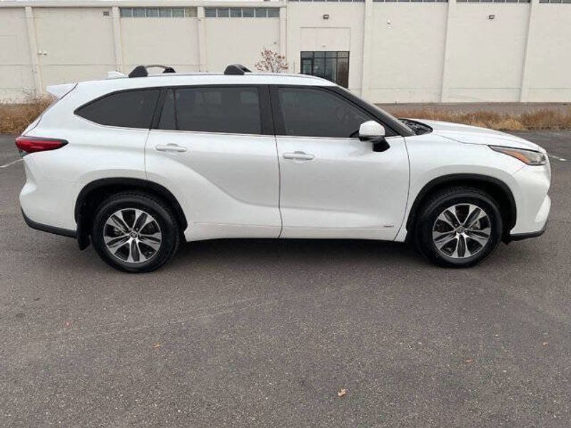 2022 Toyota Highlander Hybrid