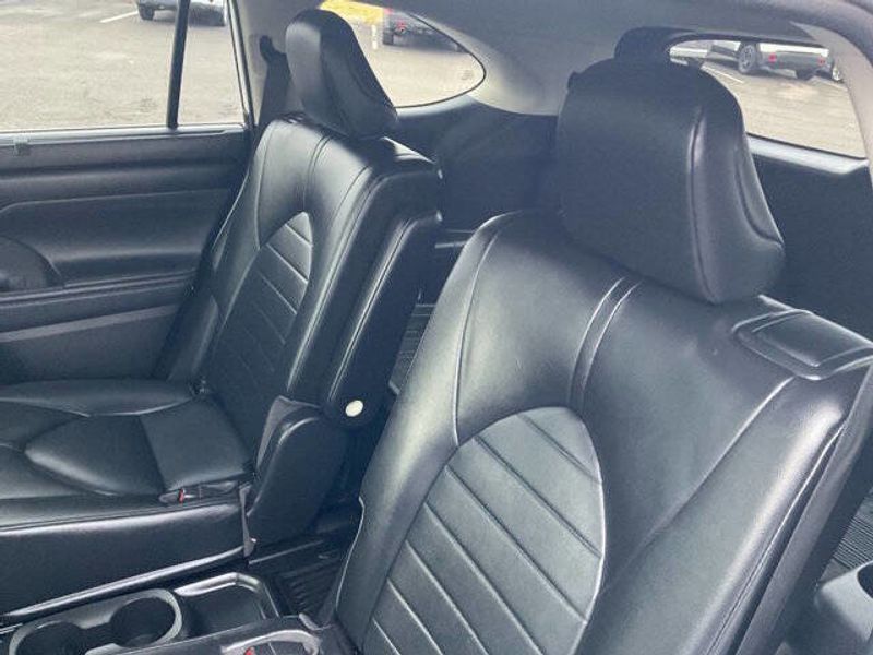 2022 Toyota Highlander Hybrid