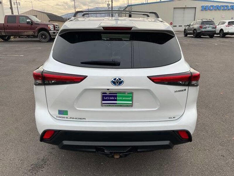 2022 Toyota Highlander Hybrid