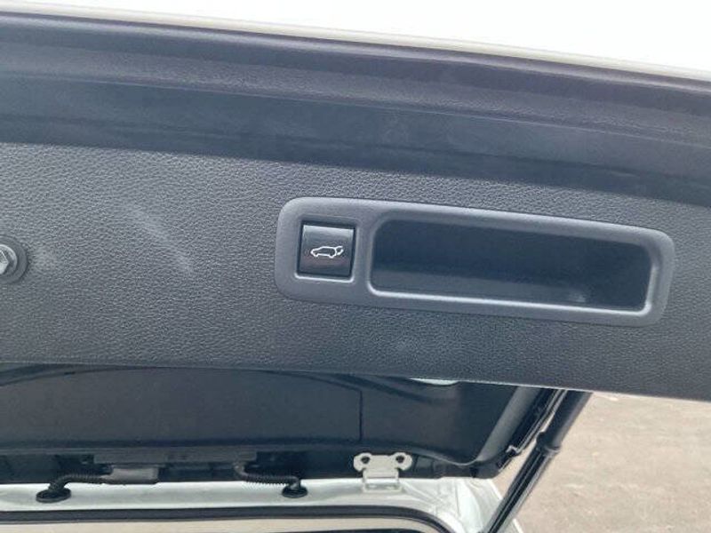 2022 Toyota Highlander Hybrid