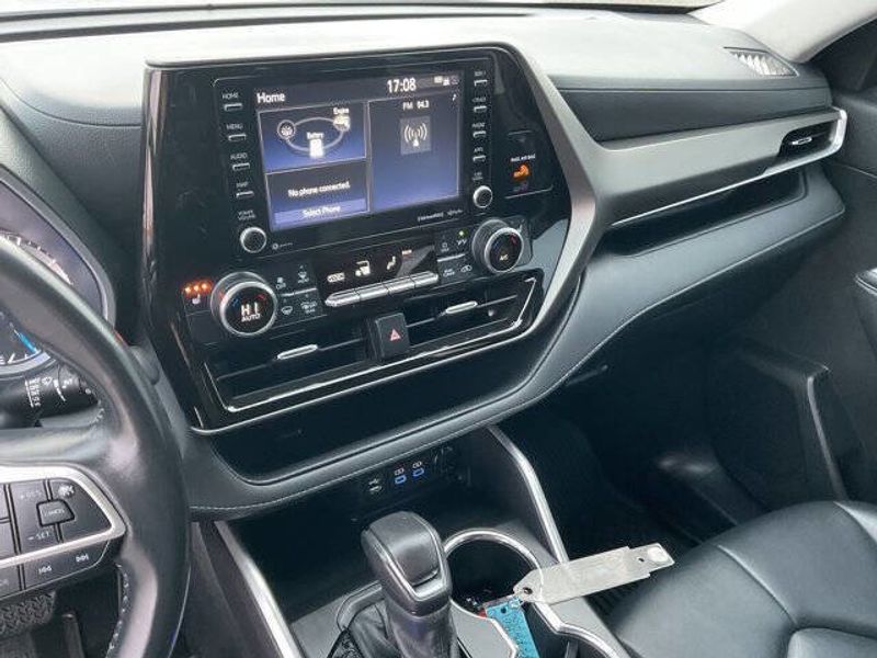 2022 Toyota Highlander Hybrid