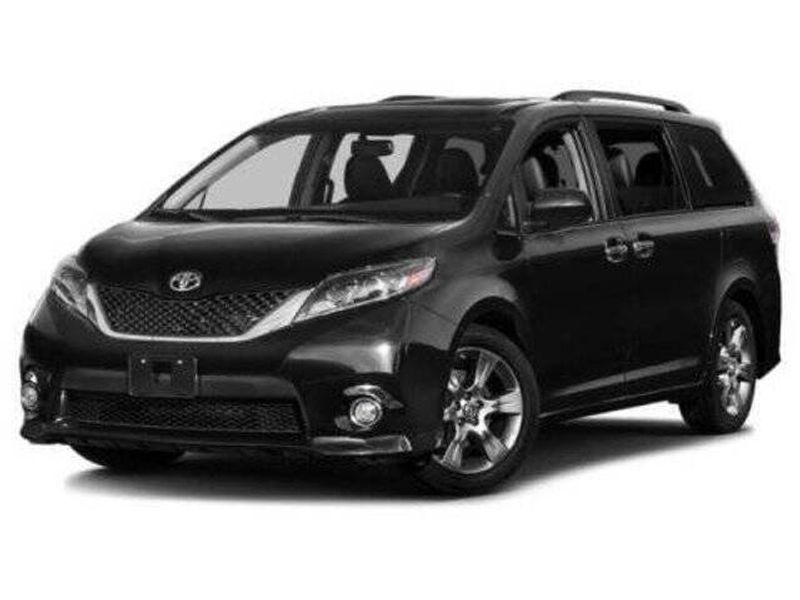 Used 2015 Toyota Sienna SE Van