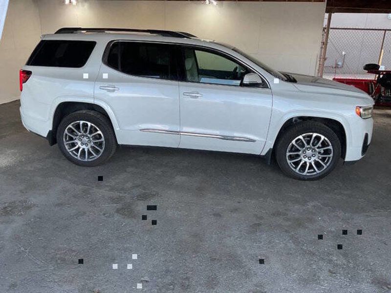2023 GMC Acadia