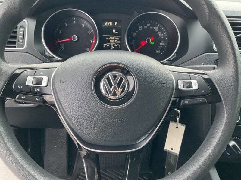2018 Volkswagen Jetta