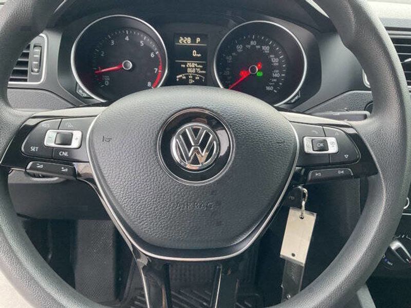 2018 Volkswagen Jetta