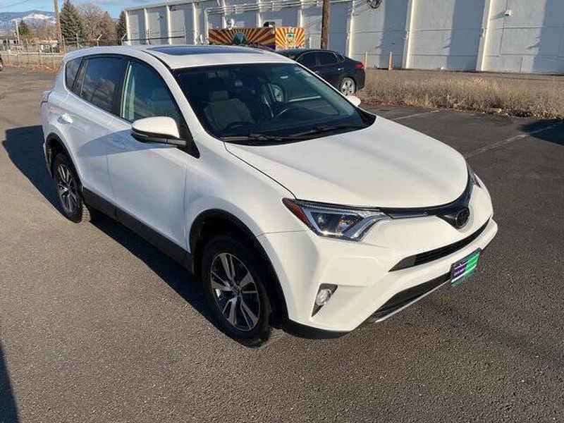 Used 2018 Toyota RAV4 XLE SUVs