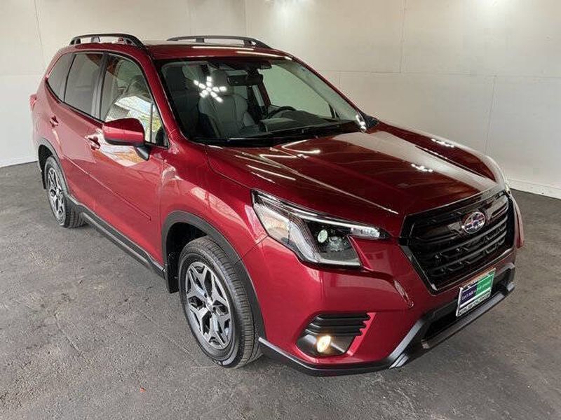 Used 2023 Subaru Forester Premium SUVs
