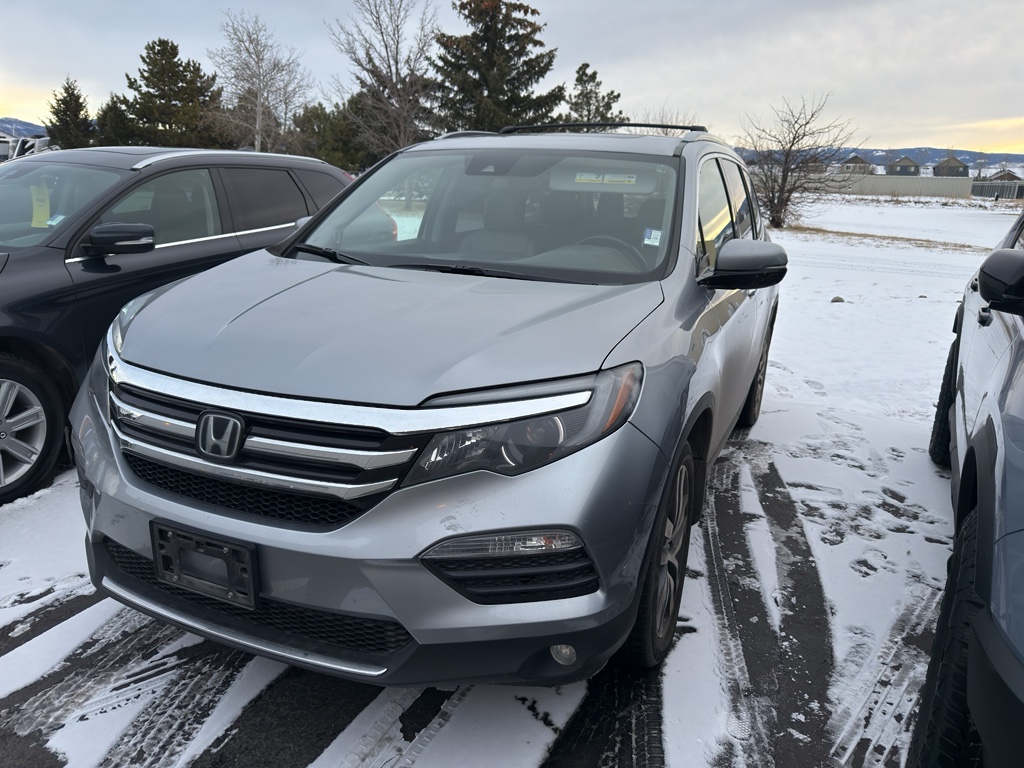Used 2017 Honda Pilot Touring SUVs