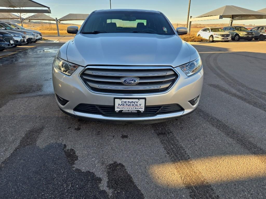 2016 Ford Taurus