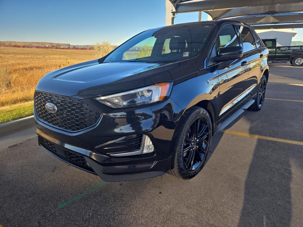 2021 Ford Edge