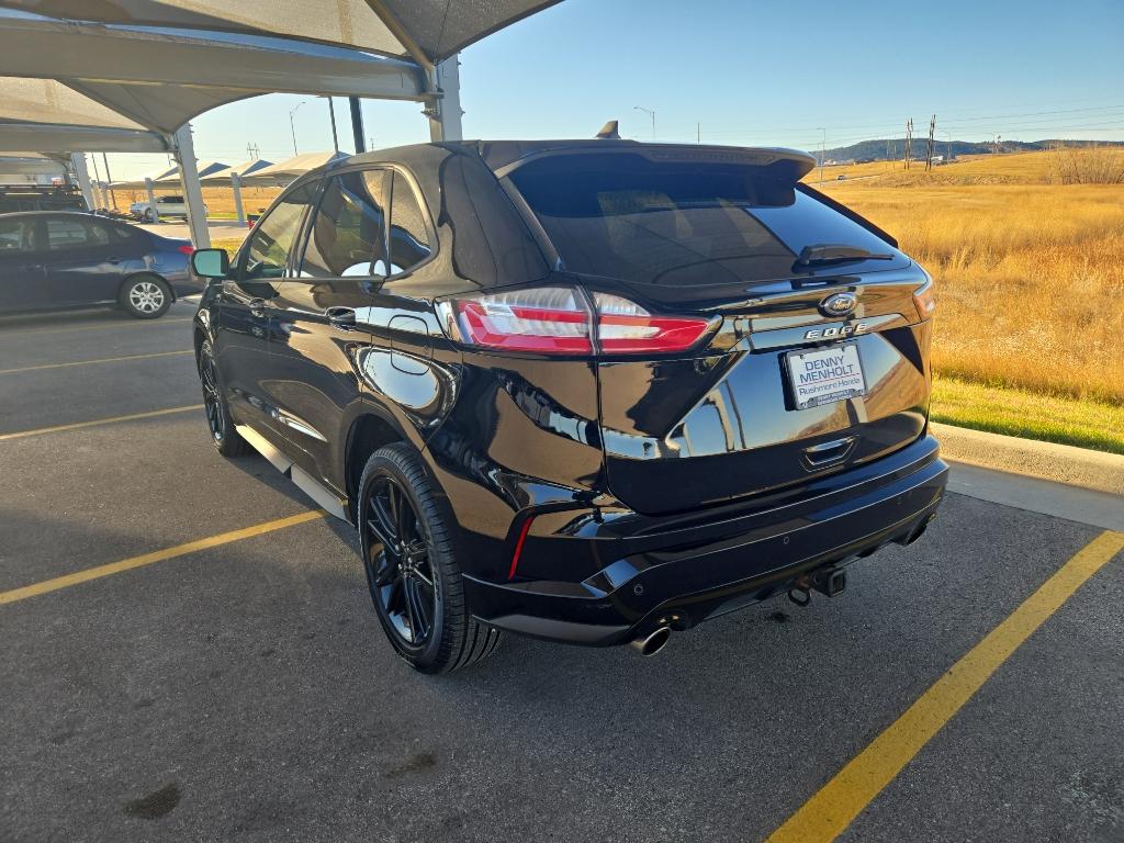 2021 Ford Edge