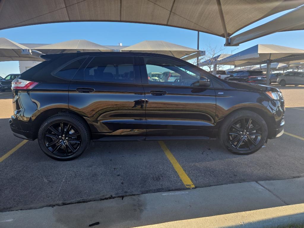 2021 Ford Edge