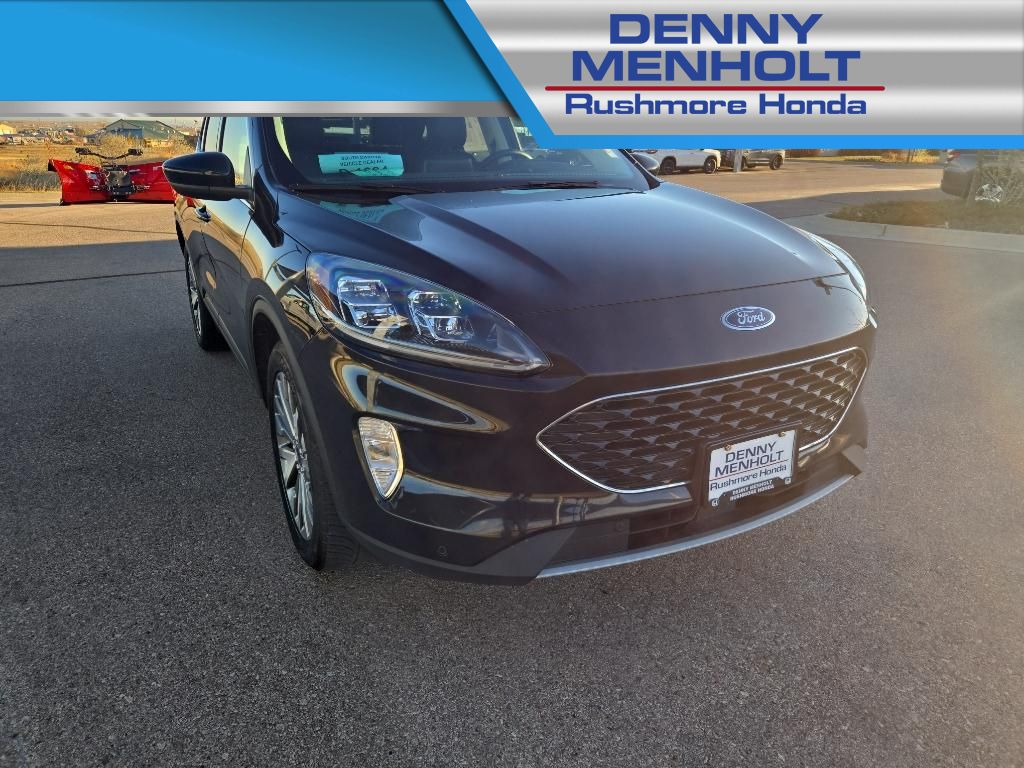 Used 2022 Ford Escape Titanium SUV