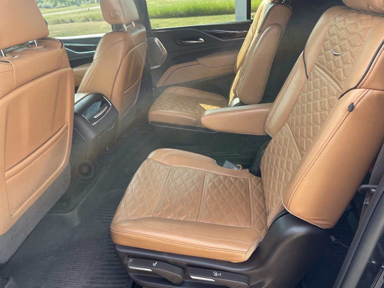 2022 Cadillac Escalade ESV