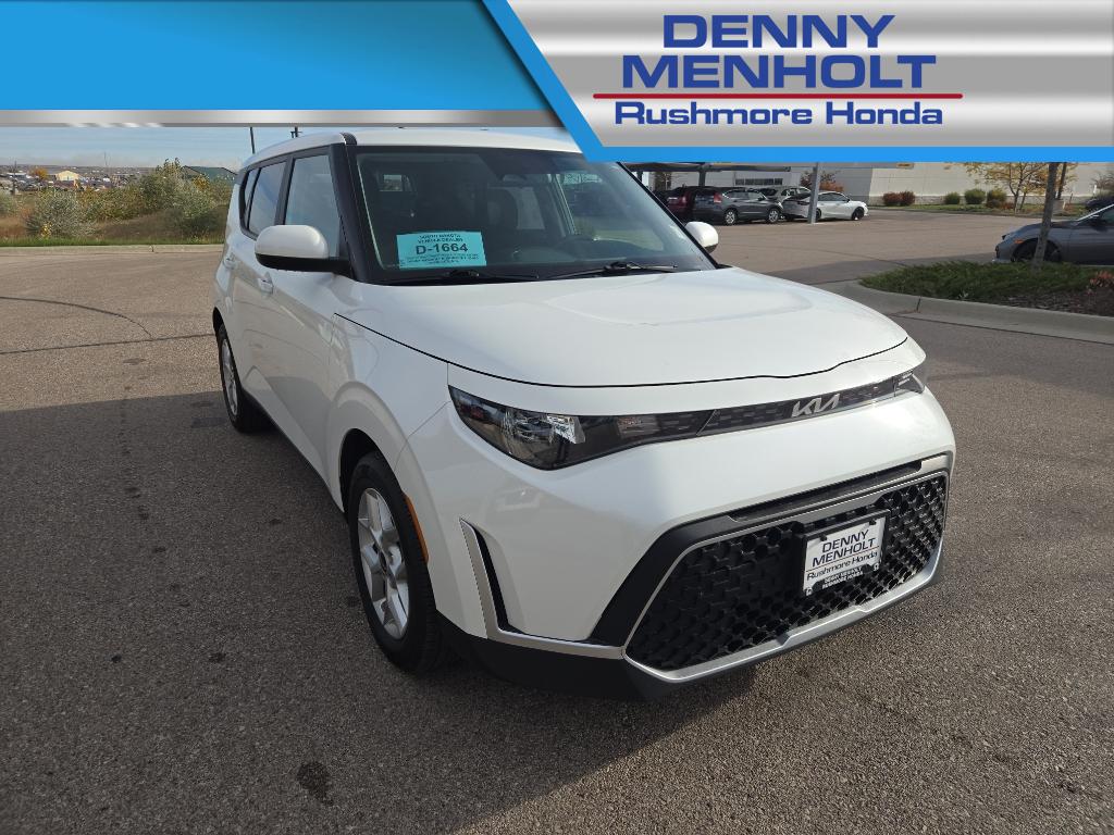 Used 2023 Kia Soul LX Cars