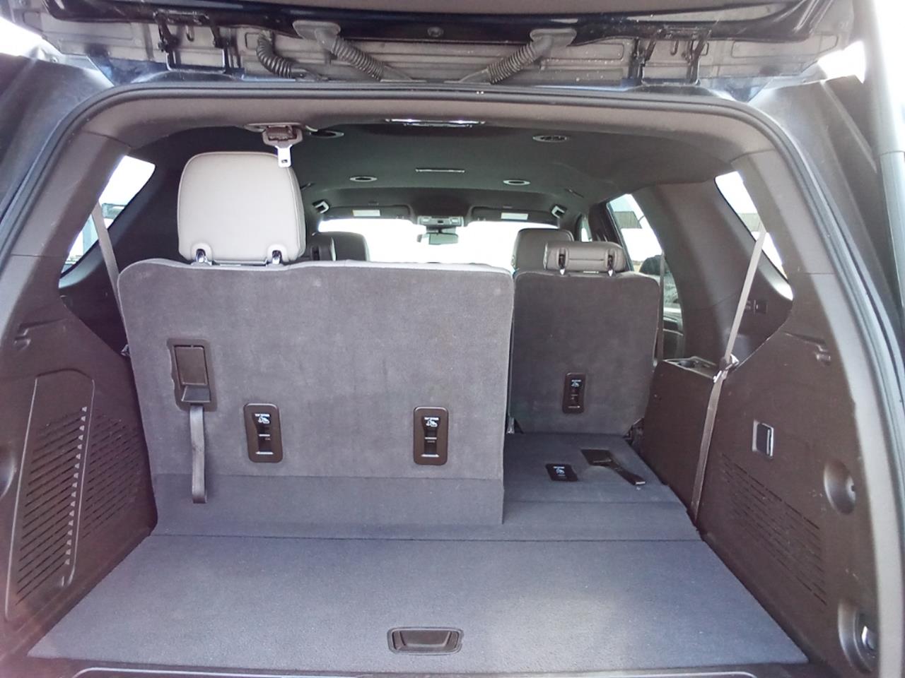 2023 GMC Yukon