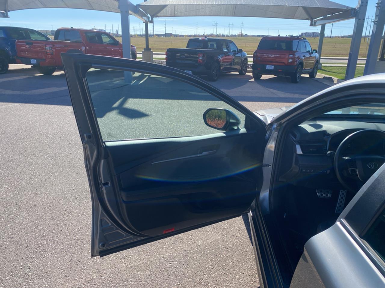 2025 Toyota Camry Hybrid