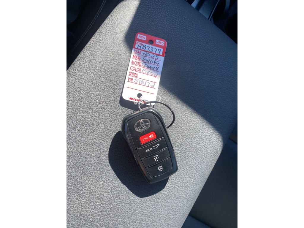 2025 Toyota Camry Hybrid