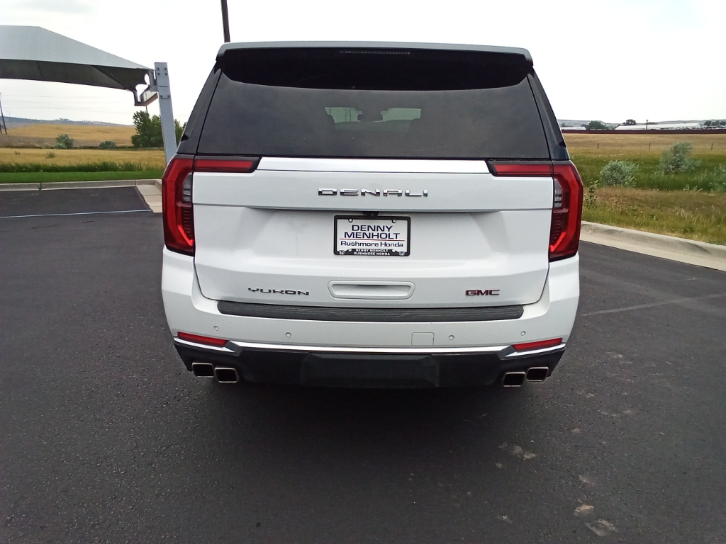 2025 GMC Yukon XL