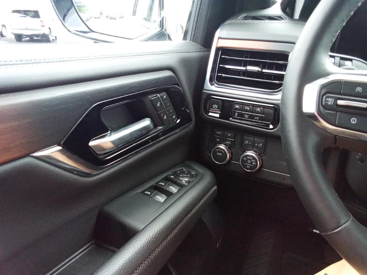 2025 GMC Yukon XL