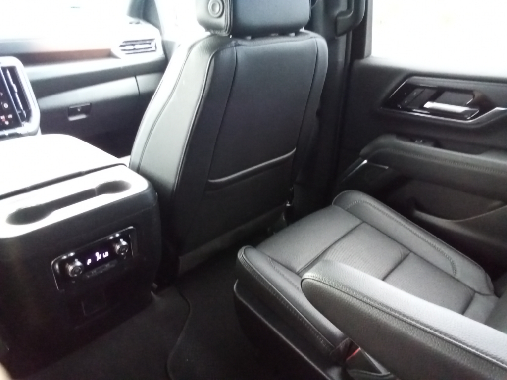 2025 GMC Yukon XL