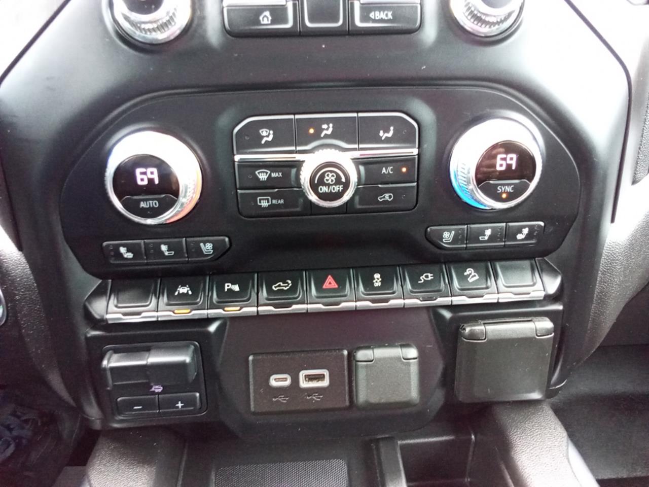 2022 GMC Sierra Limited