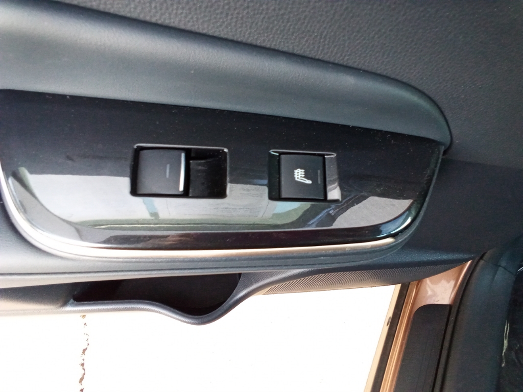 2025 Toyota Crown Signia