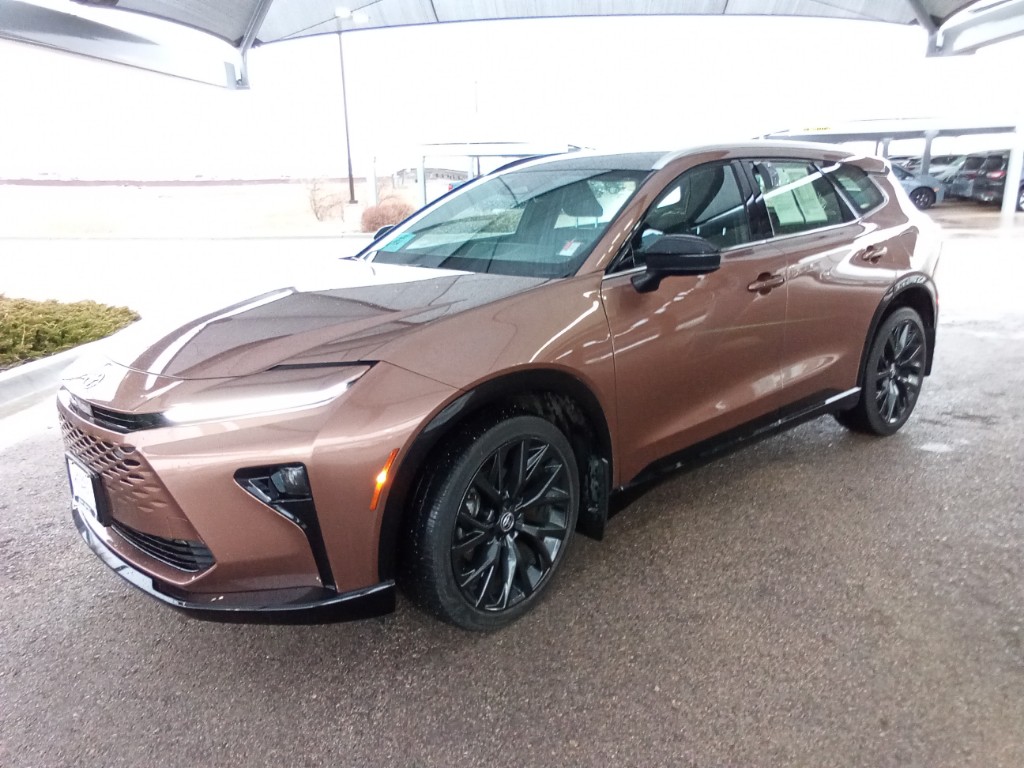 2025 Toyota Crown Signia