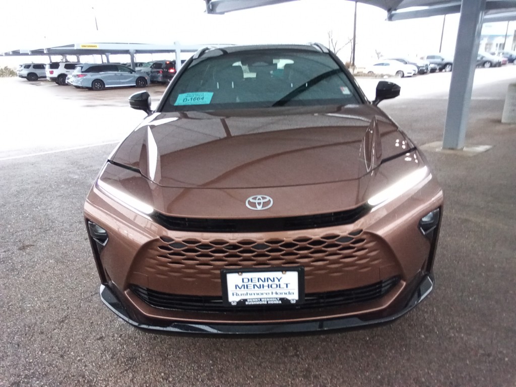 2025 Toyota Crown Signia