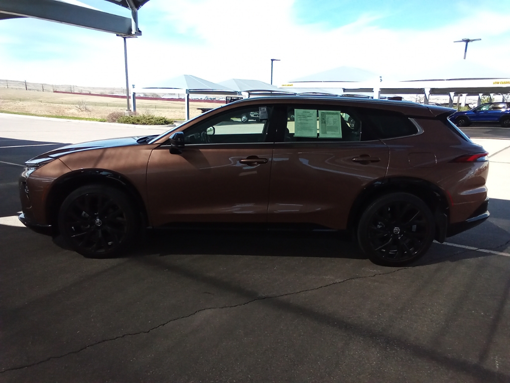 2025 Toyota Crown Signia