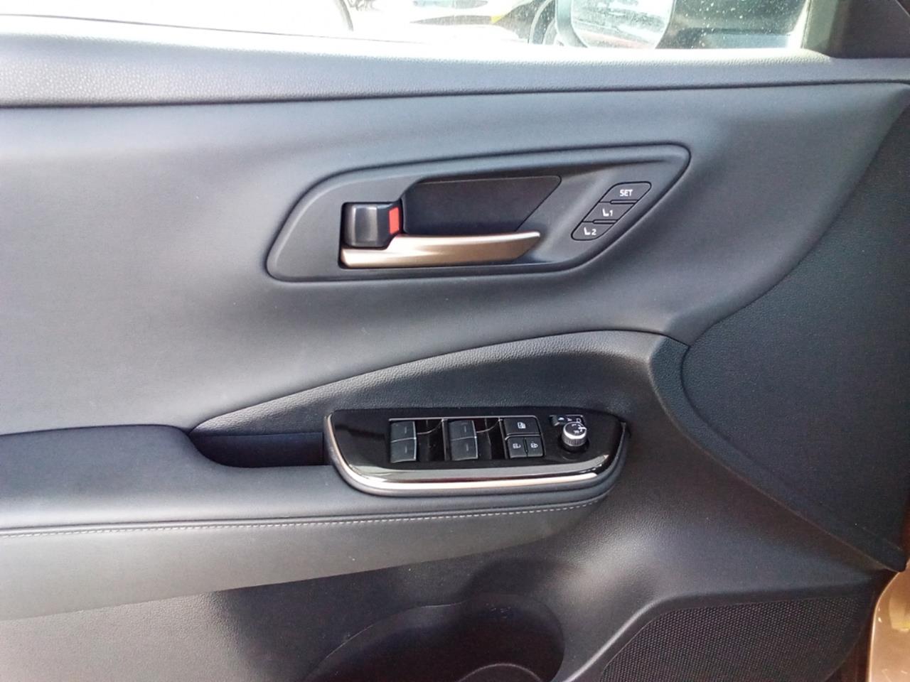 2025 Toyota Crown Signia