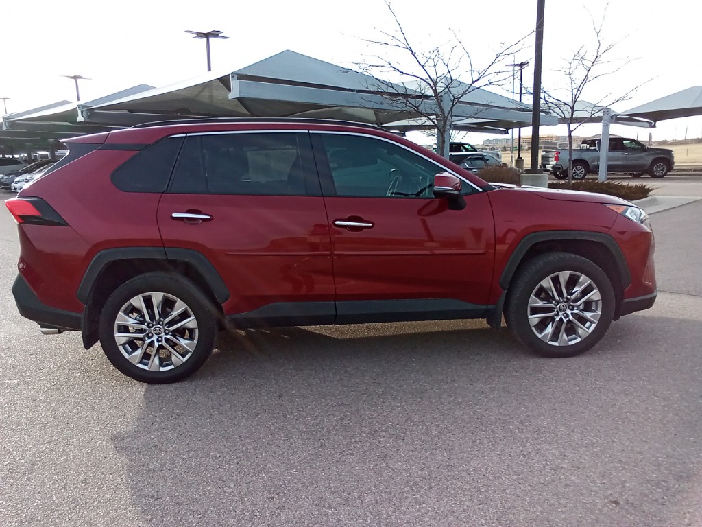 2021 Toyota RAV4