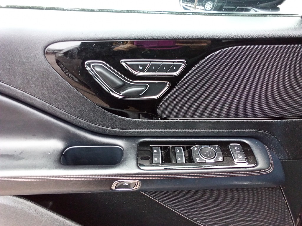 2023 Lincoln Aviator