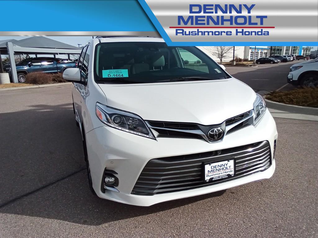 Used 2020 Toyota Sienna XLE Vans
