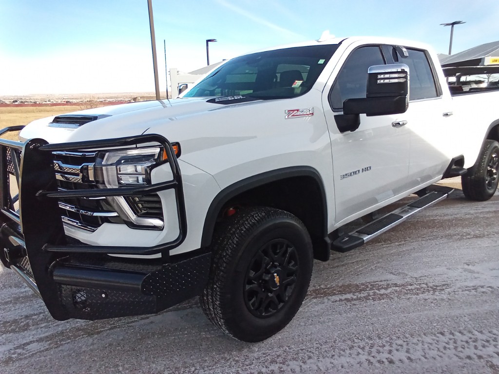 2024 Chevrolet Silverado 3500