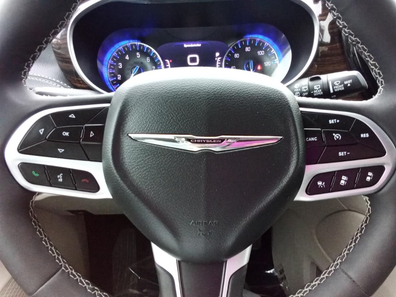 2023 Chrysler Pacifica