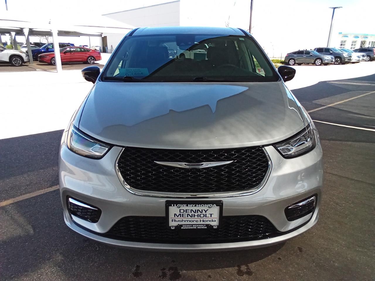 2024 Chrysler Pacifica