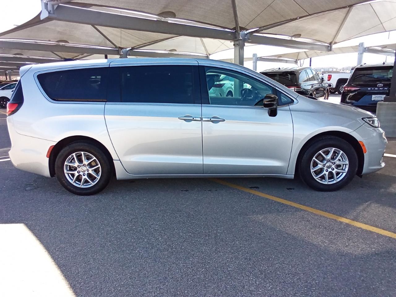 2024 Chrysler Pacifica