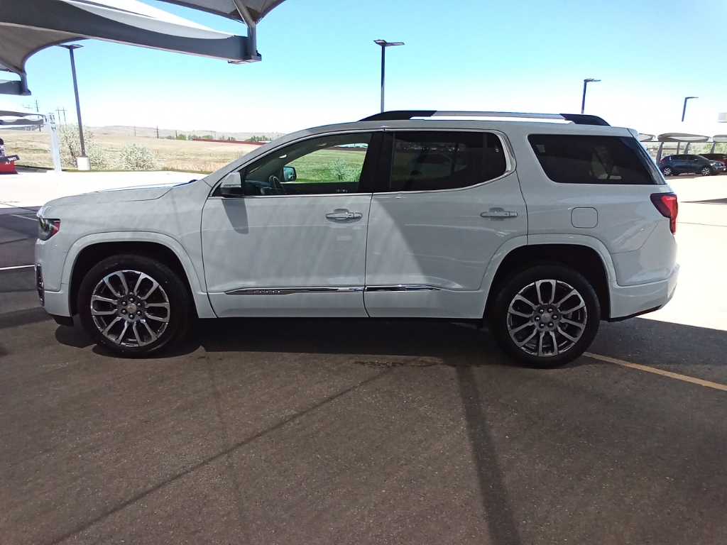 2023 GMC Acadia