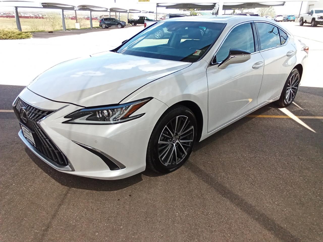 2022 Lexus ES 250