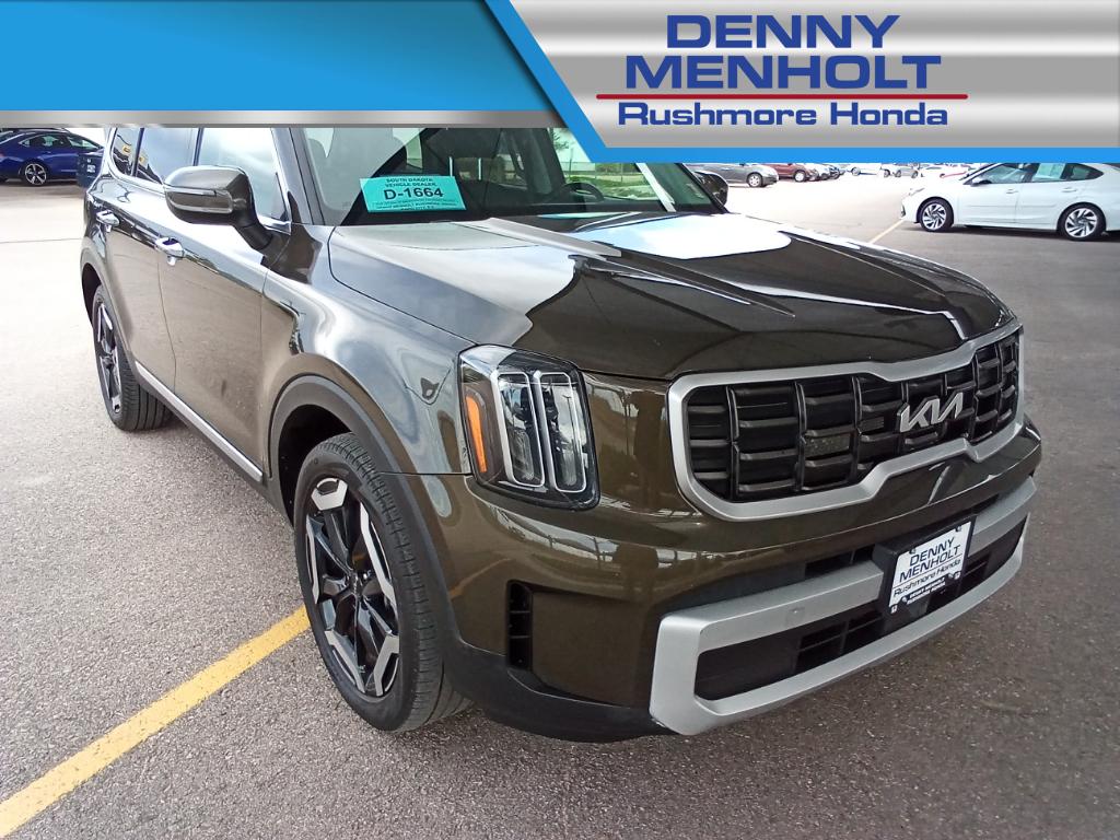 Used 2025 Kia Telluride S SUVs