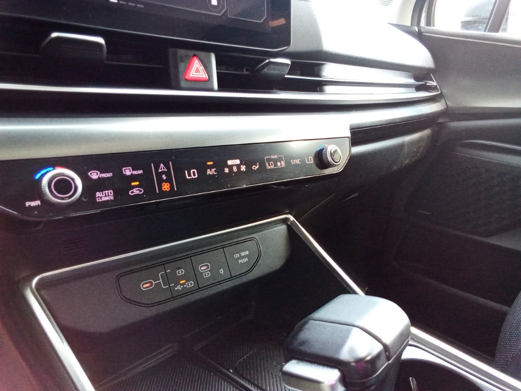2025 Kia Carnival