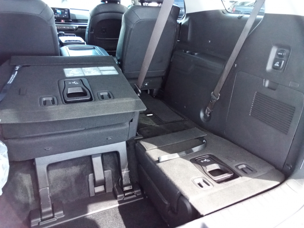 2025 Kia Carnival