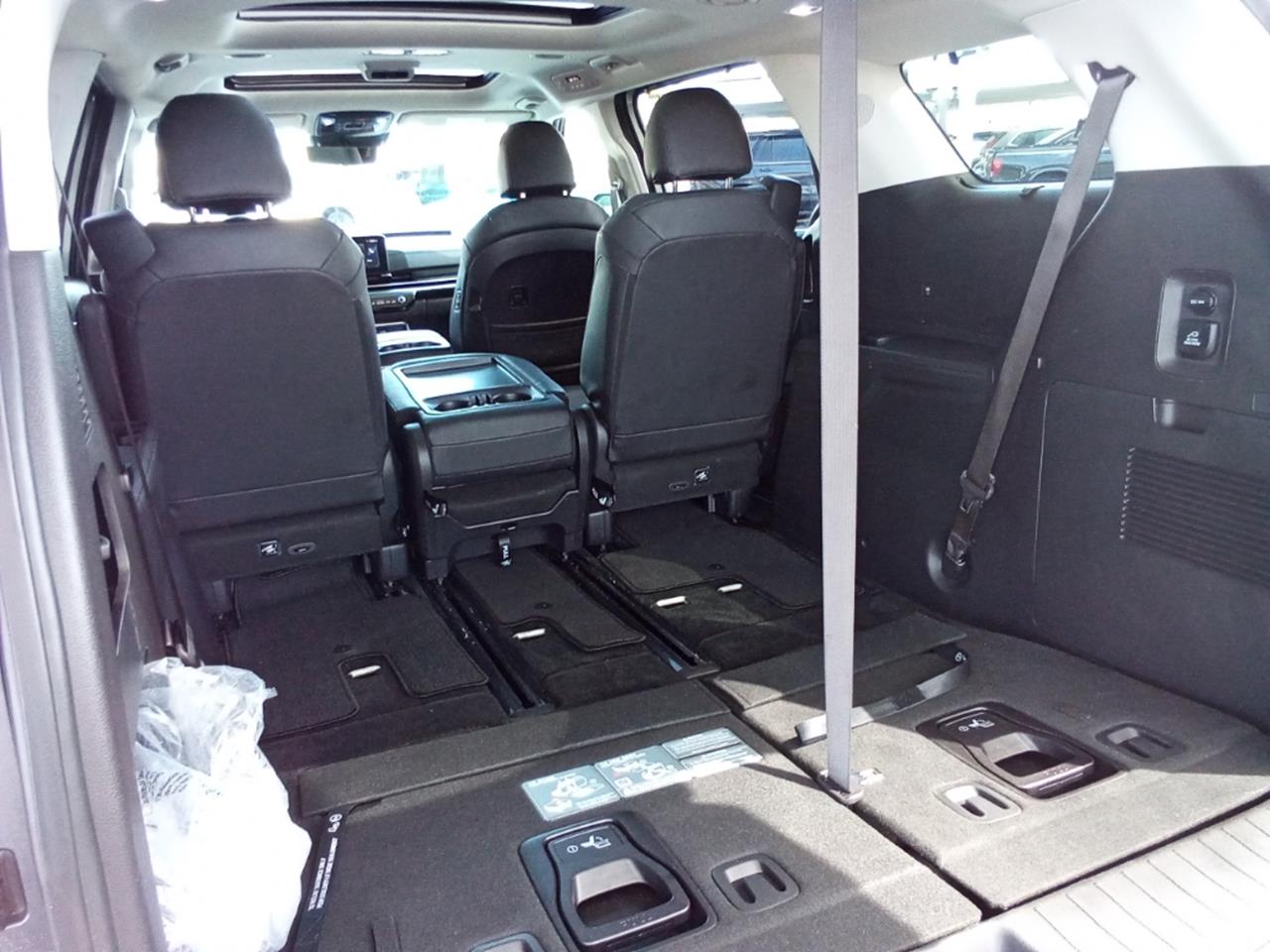 2025 Kia Carnival